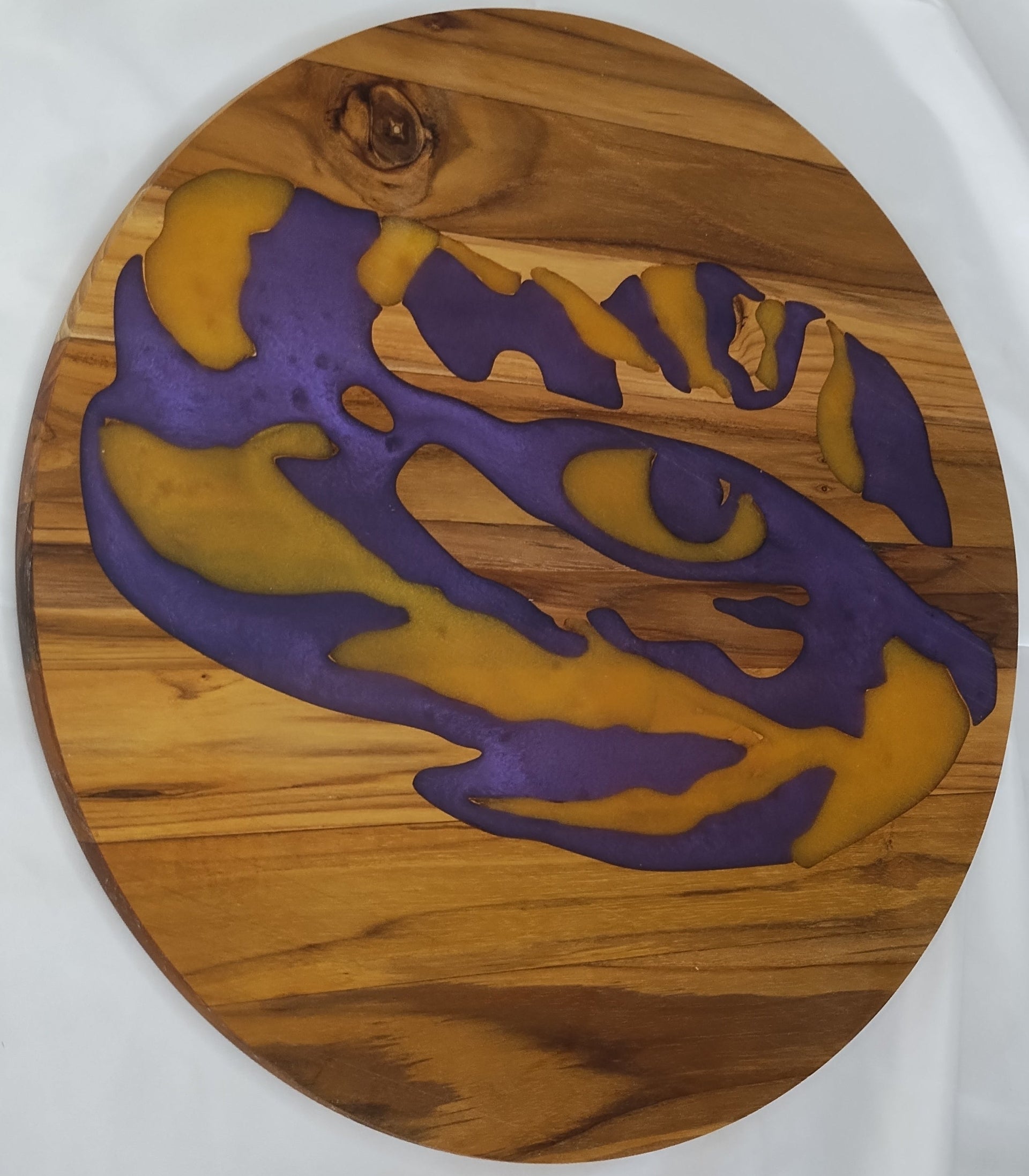 Tiger Inlay in 15" Round Teak